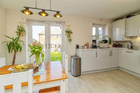 3 bedroom end of terrace house for sale, Kitchener Drive, Eaton Leys, Milton Keynes