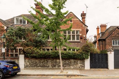 undefined, Upper Cheyne Row, London, SW3