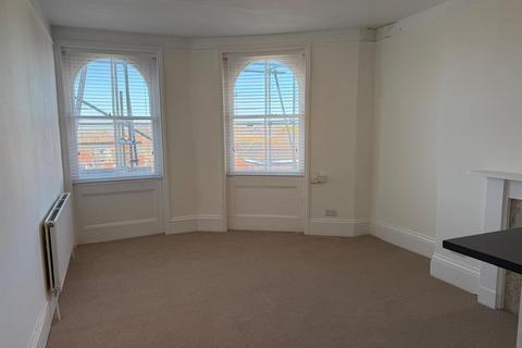 2 bedroom flat to rent, Denmark Terrace, Brighton