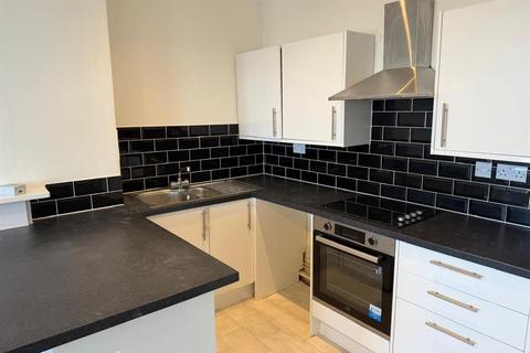 2 bedroom flat to rent, Denmark Terrace, Brighton