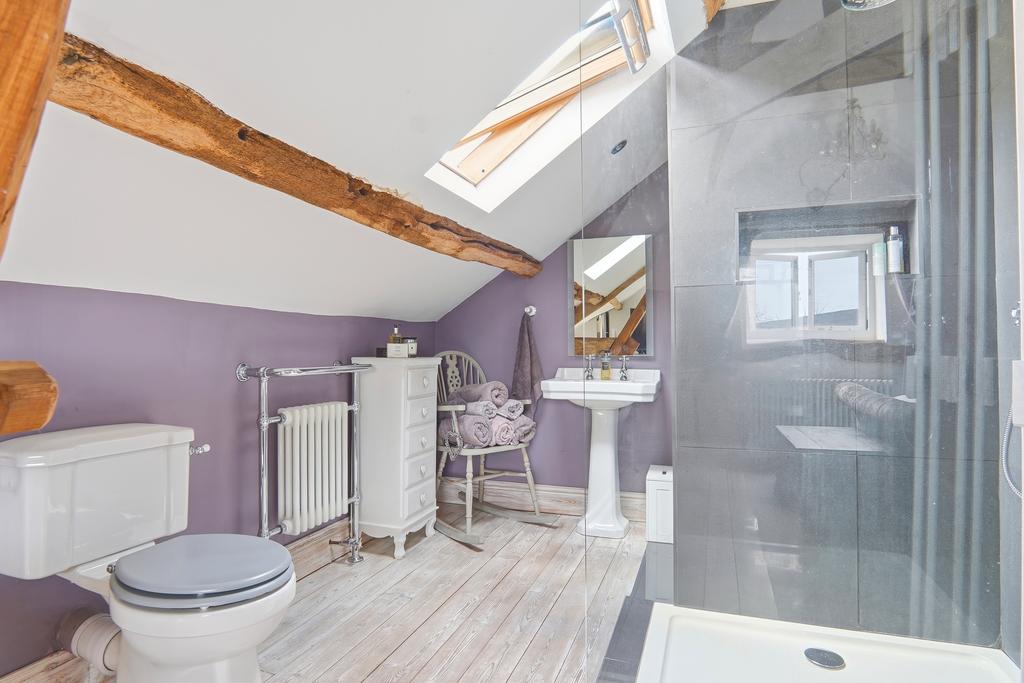 Hazelbarn029