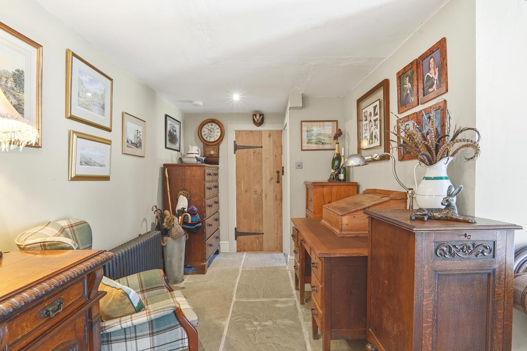 Hazelbarn009
