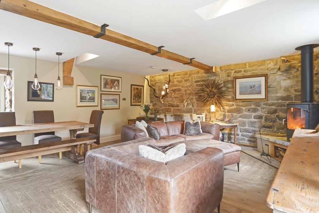 Hazelbarn018