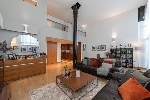 undefined, East Float Quay, Birkenhead CH41