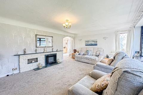3 bedroom bungalow for sale, Rhodesway, Wirral, CH60