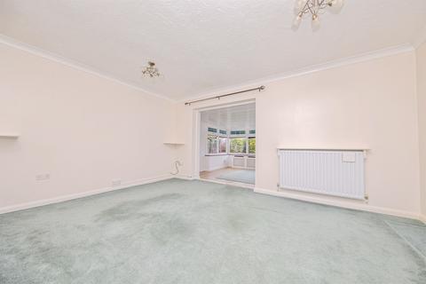 2 bedroom semi-detached bungalow for sale, Shotley Close, Clacton-On-Sea