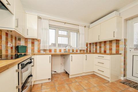 2 bedroom semi-detached bungalow for sale, Shotley Close, Clacton-On-Sea