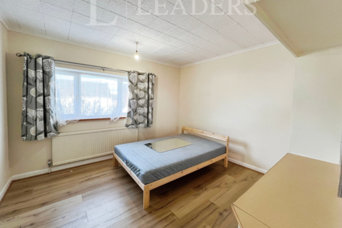 undefined, Western Avenue, Buckingham, Buckinghamshire, MK18