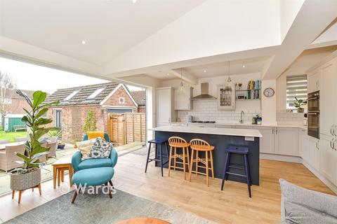 4 bedroom semi-detached house for sale, Twiss Avenue, Hythe CT21