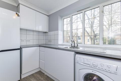 2 bedroom flat to rent, Chandon Lodge, 3-7 Devonshire Road, Sutton, SM2