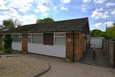 2 bedroom bungalow for sale, Brookside, Berkshire RG41
