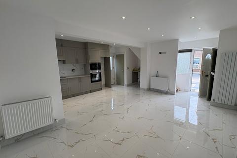 undefined, Knowl Hey Road, LIVERPOOL, L26
