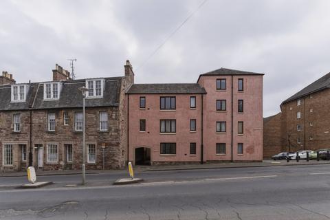 82 Flat 7 Pleasance, Edinburgh, EH8