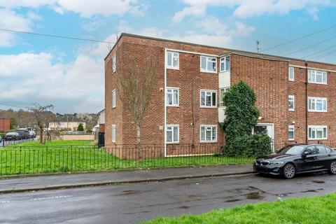 2 bedroom flat to rent, Station Road, Bristol BS10