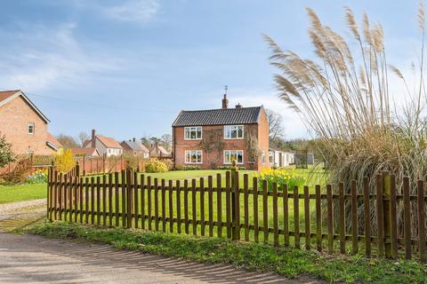 4 bedroom detached house for sale, Village Home on a Two Acre Plot in Bergh Apton