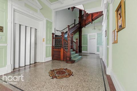 1 bedroom apartment for sale, Marine Parade East, Clacton-On-Sea