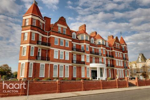 1 bedroom apartment for sale, Marine Parade East, Clacton-On-Sea