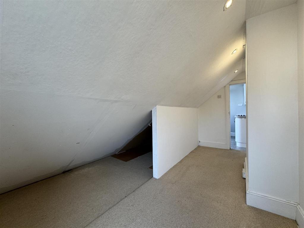 Attic Room / Office
