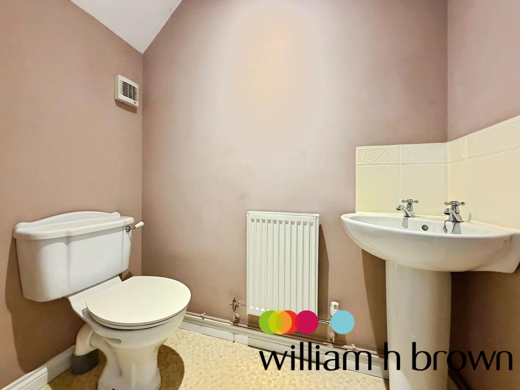 Cloakroom/wc
