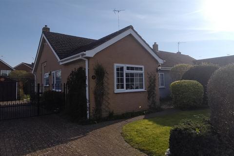 2 bedroom semi-detached bungalow for sale, Green Walk, Market Deeping, Peterborough