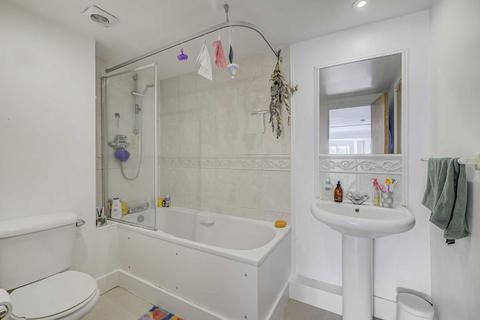 1 bedroom flat to rent, Gunter Grove, London SW10
