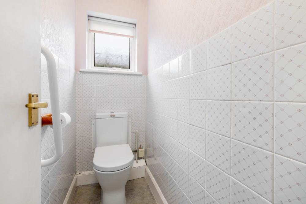 8 Coningsby Close (Boston)-19