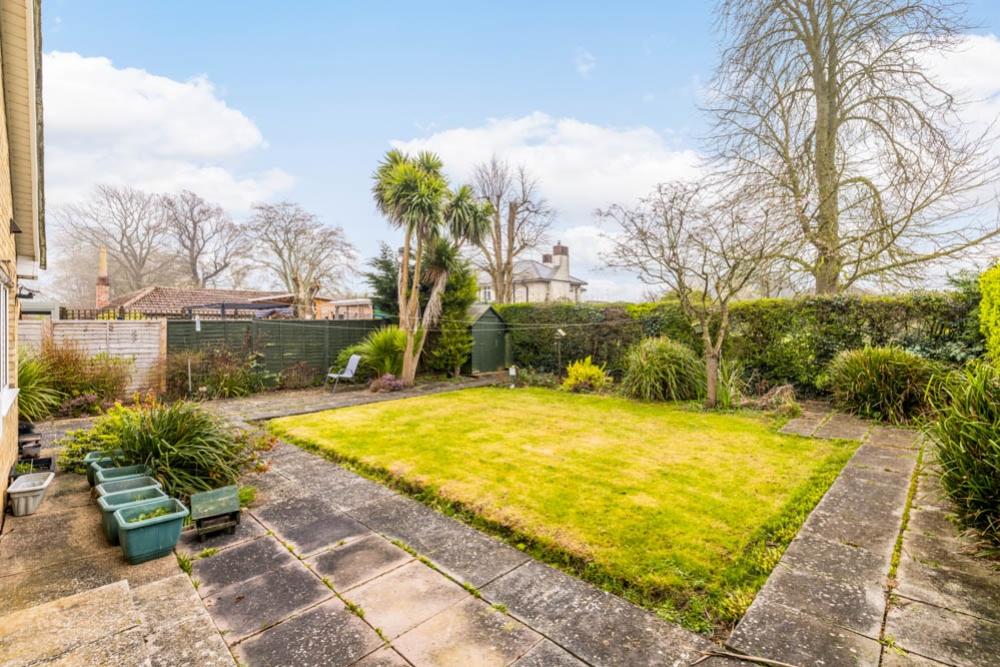 8 Coningsby Close (Boston)-4