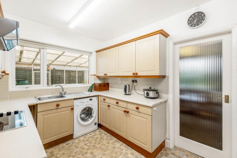 8 Coningsby Close (Boston)-11