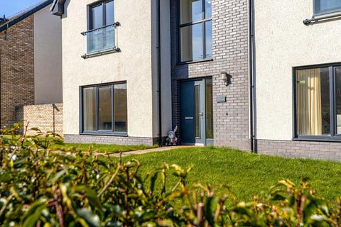 5 bedroom detached house for sale, Raeside Way, Newton Mearns, Glasgow, East Renfrewshire