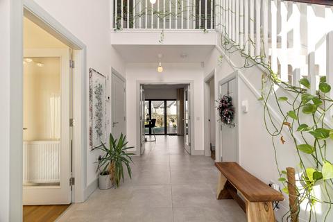 5 bedroom detached house for sale, Raeside Way, Newton Mearns, Glasgow, East Renfrewshire