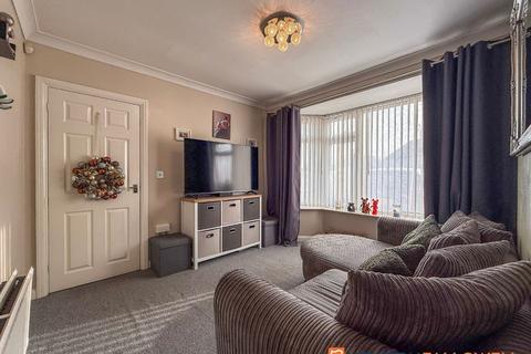 3 bedroom semi-detached house for sale, Bowbridge Road, Newark NG24
