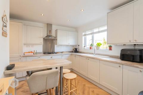 3 bedroom end of terrace house for sale, Heather Close, Birchwood, Warrington, Cheshire, WA3 7NX
