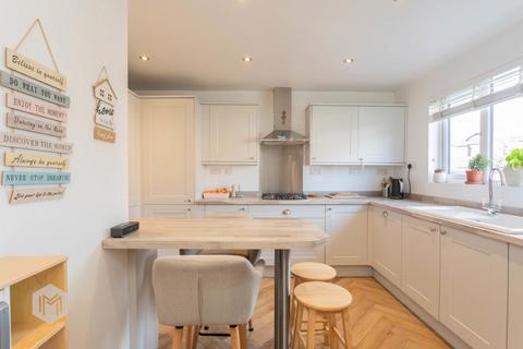 3 bedroom end of terrace house for sale, Heather Close, Birchwood, Warrington, Cheshire, WA3 7NX