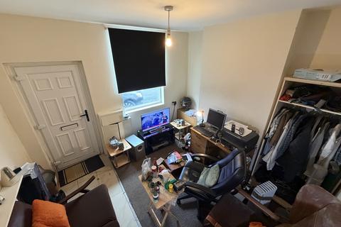 2 bedroom terraced house for sale, Lowther Street, Stoke-on-Trent ST1