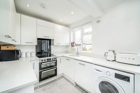 undefined, Mortimer Crescent, Worcester Park KT4