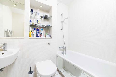 1 bedroom flat for sale, Southwark Bridge Road, London SE1