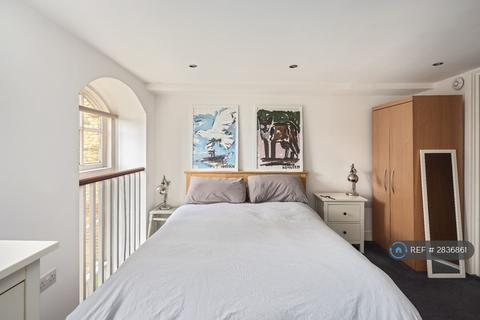 1 bedroom flat to rent, Tottenham Road, London, N1