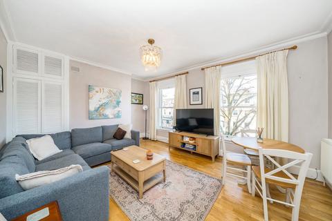 2 bedroom flat for sale, Barry Road, London SE22
