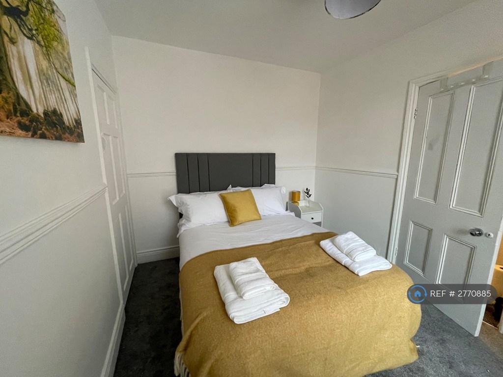 2nd Bedroom