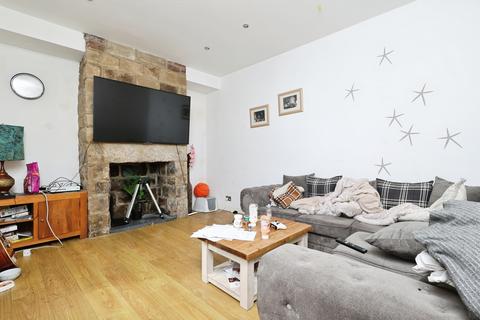 3 bedroom terraced house for sale, Springfield Road, Leeds, LS20