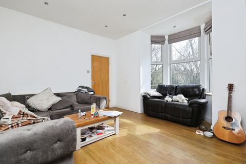 3 bedroom terraced house for sale, Springfield Road, Leeds, LS20