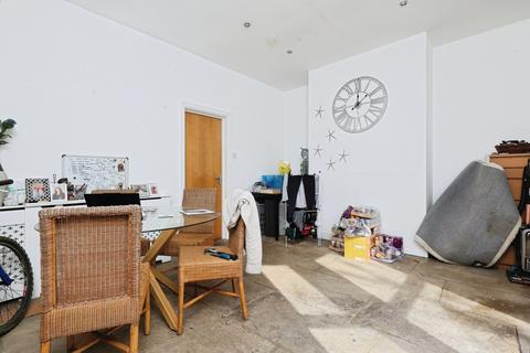 3 bedroom terraced house for sale, Springfield Road, Leeds, LS20