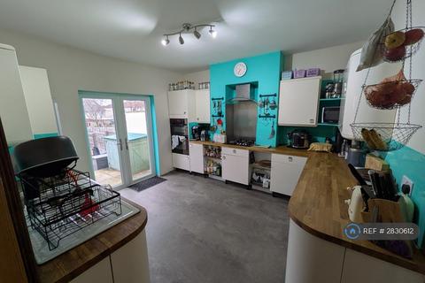 undefined, Berkeley Road, Fishponds, Bristol, BS16
