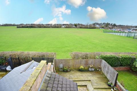 undefined, West End Avenue, Harrogate, HG2