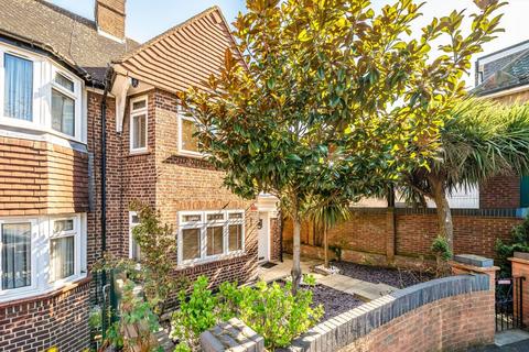 Marlborough Road, Isleworth TW7
