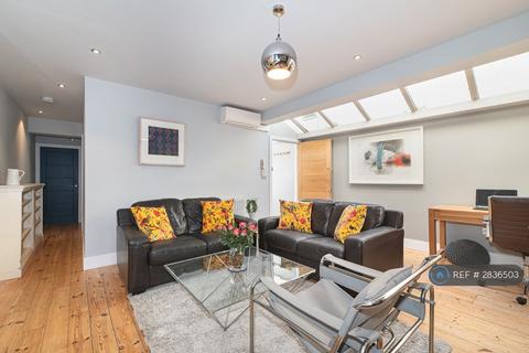 2 bedroom flat to rent, Balham High Road, London, SW12