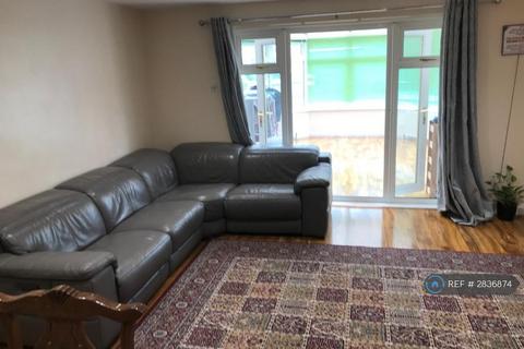 undefined, Mavoncliff Drive, Milton Keynes, MK4