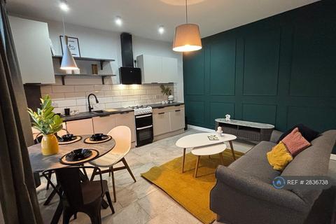 undefined, Commonside, Hanging Heaton, Batley, WF17