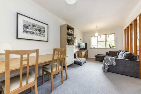 undefined, Kingsworthy Close, Kingston Upon Thames KT1