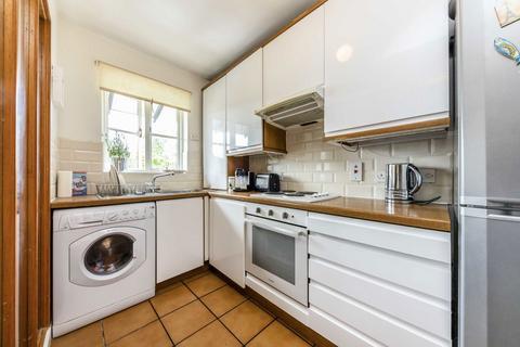 undefined, Kingsworthy Close, Kingston Upon Thames KT1